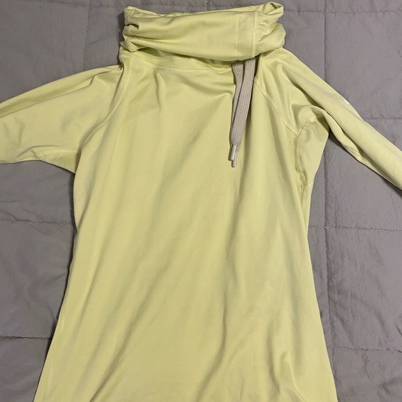 Nike Dri-fit - Picture 2 of 4